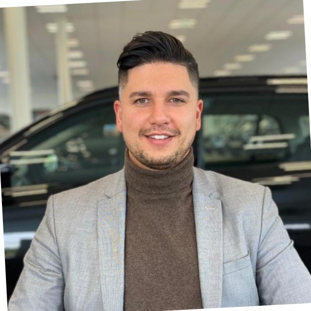 Ashraf Tromp, oprichter van Tromp Car Trading